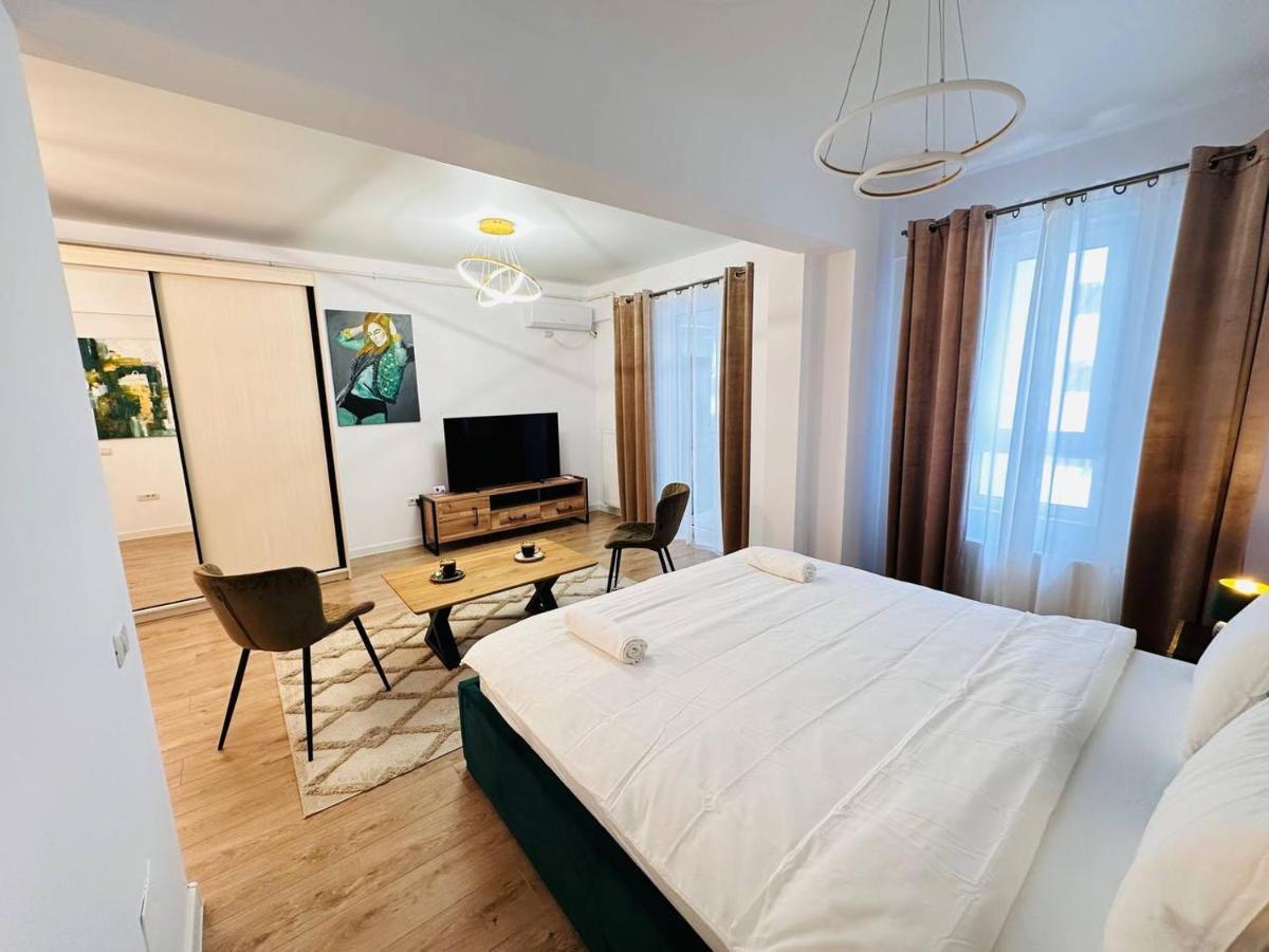 Happy Studio By Rh Living Bukarest Eksteriør billede