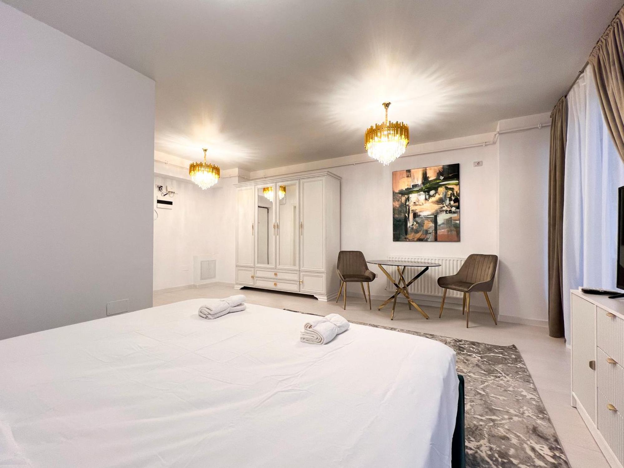 Happy Studio By Rh Living Bukarest Eksteriør billede